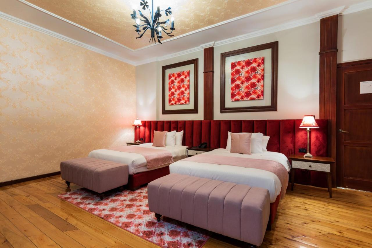 Hotel La Cofradia Pub-House Куенка Екстериор снимка