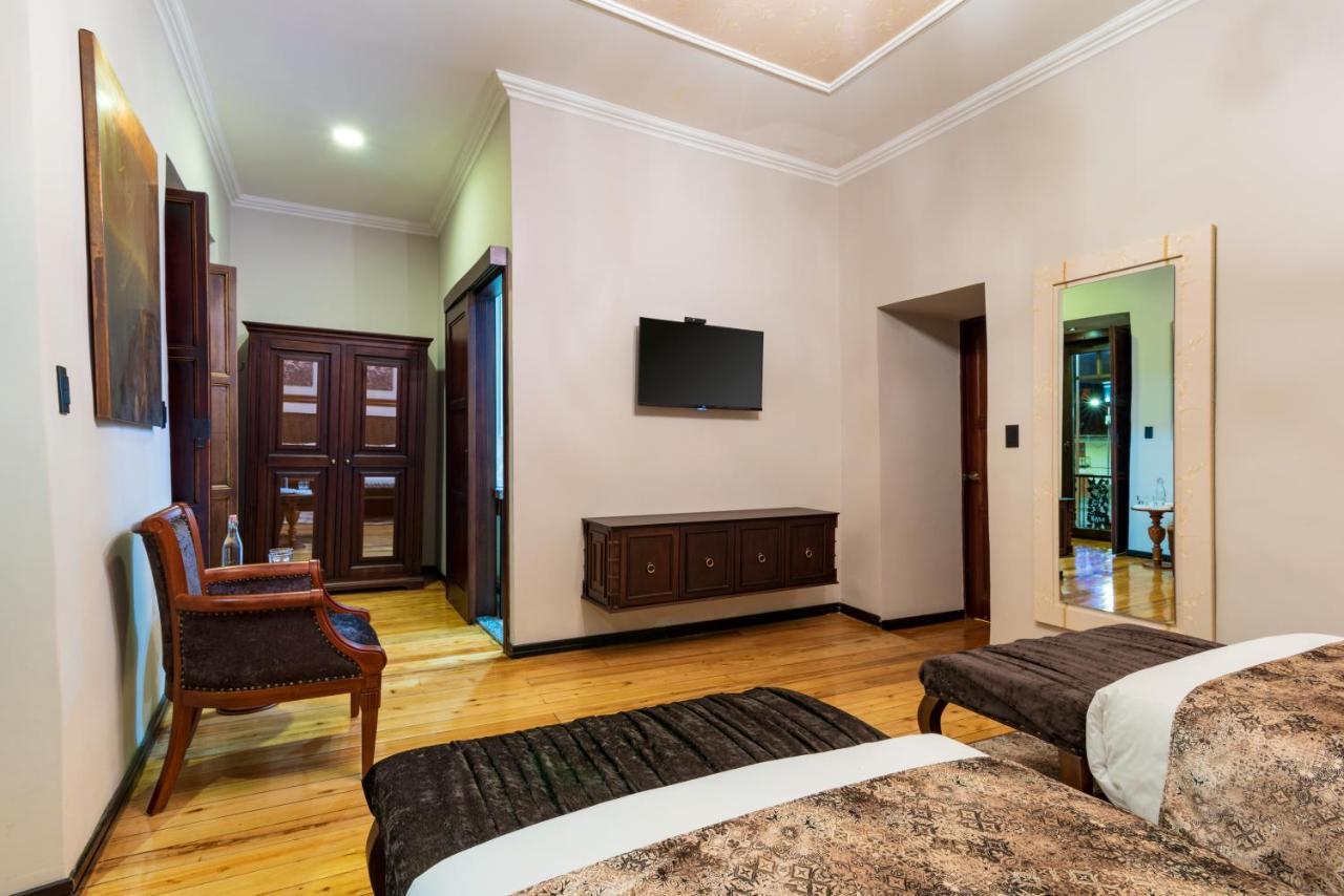 Hotel La Cofradia Pub-House Куенка Екстериор снимка