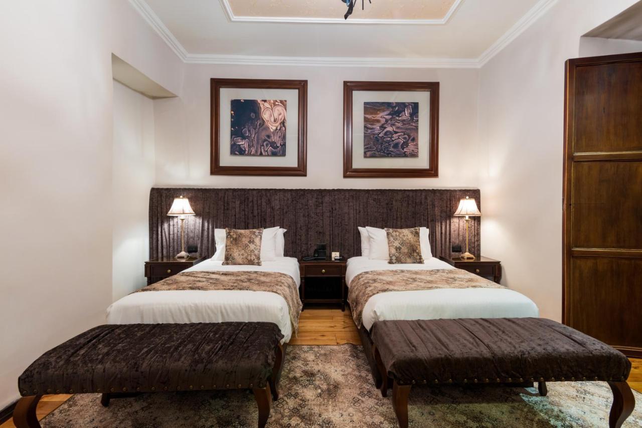 Hotel La Cofradia Pub-House Куенка Екстериор снимка